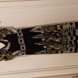 Women's black,green and white dress with short sleeves